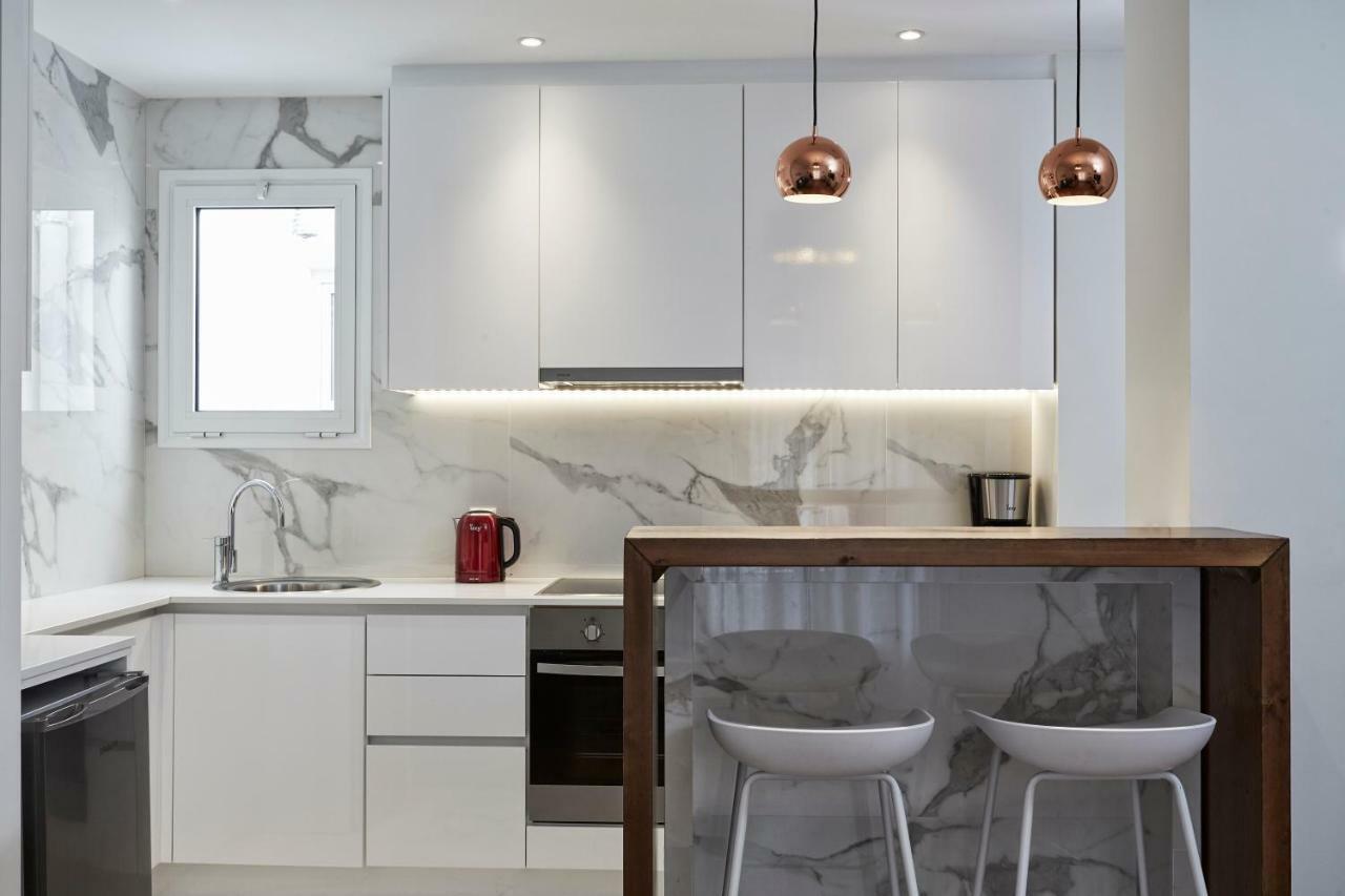 Cozy And Bright 2bd In Kolonaki Apartment